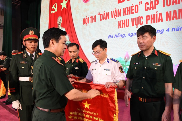 Bế mạc Hội thi Dân vận khéo toàn quân khu vực phía Nam- Ảnh 2.
