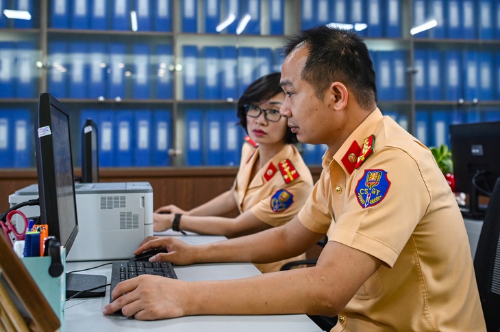 đấu giá - Ảnh 1.