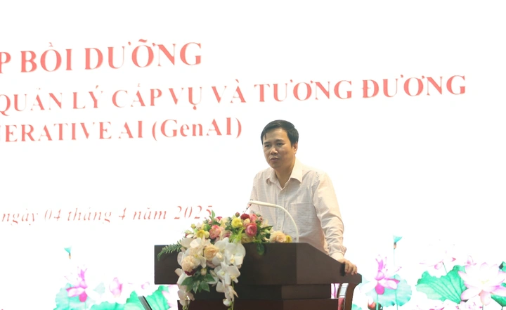 Bộ KH&CN tổ chức lớp bồi dưỡng về Generative AI cho lãnh đạo cấp Vụ - Ảnh 1.