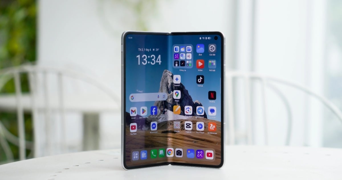 Experimente la IA en OPPO Find N5: Mejore el rendimiento móvil y la fotografía