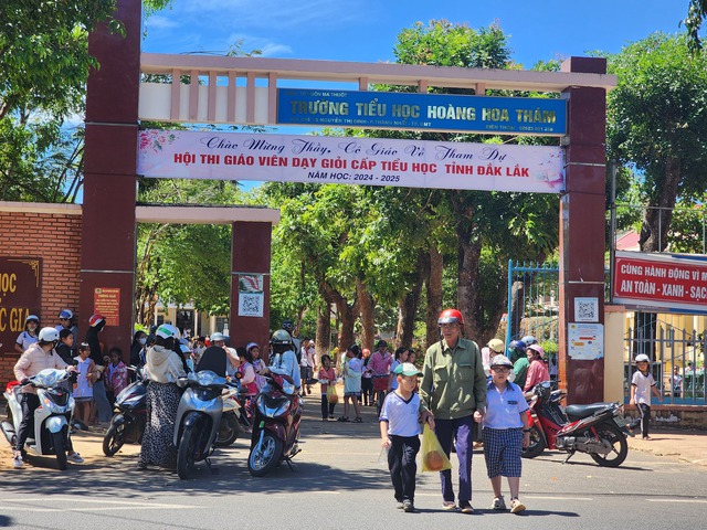 Phòng GD-ĐT báo cáo gì về việc 