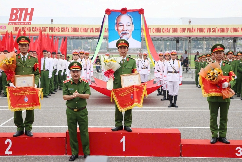 Thanh Hoa won second prize in the Fire Fighting and Rescue Sports Competition of Region III