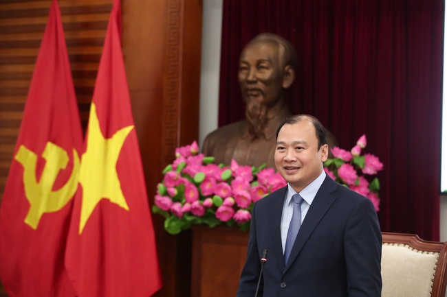 Bộ VHTTDL công bố và trao các quyết định về công tác cán bộ - Ảnh 7.