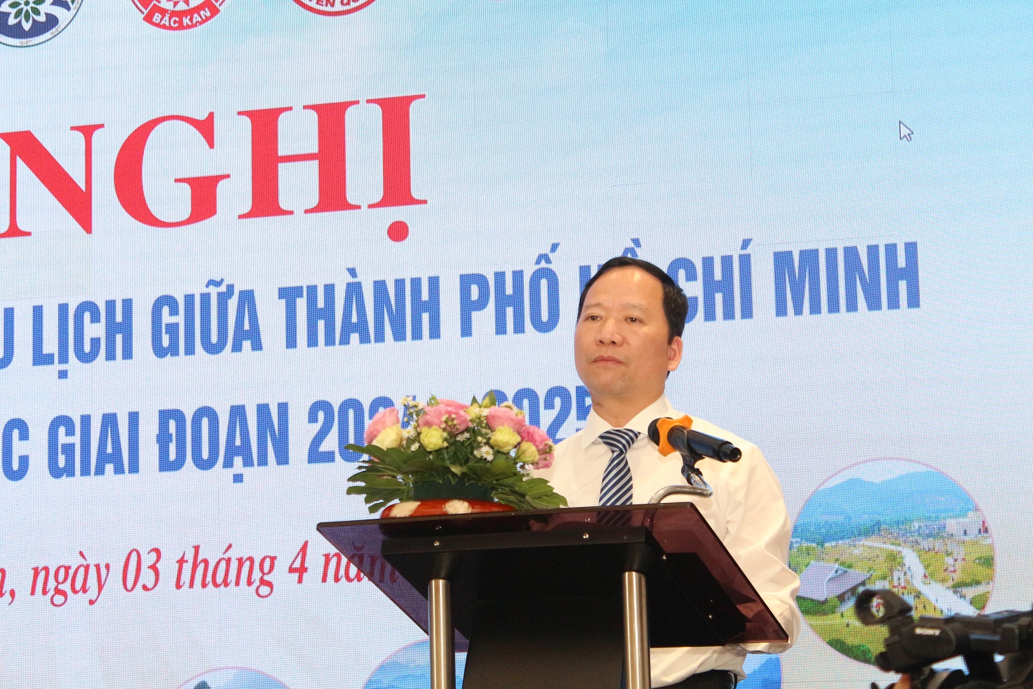 Hợp tác du lịch TP. Hồ Chí Minh và 8 tỉnh Đông Bắc góp phần quan trọng phát triển kinh tế - xã hội địa phương - Ảnh 3.