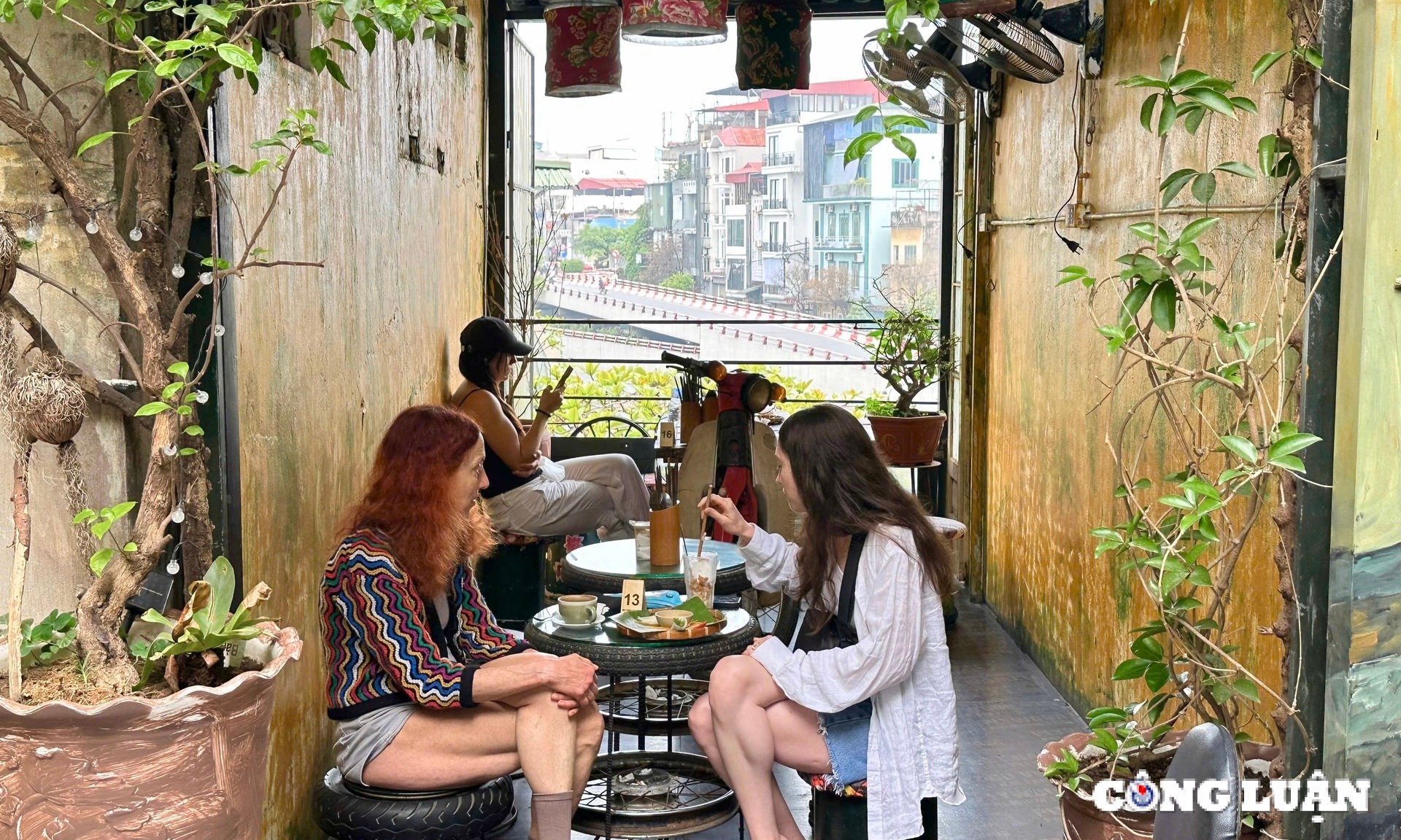 Espace unique de café à Hanoi photo 18