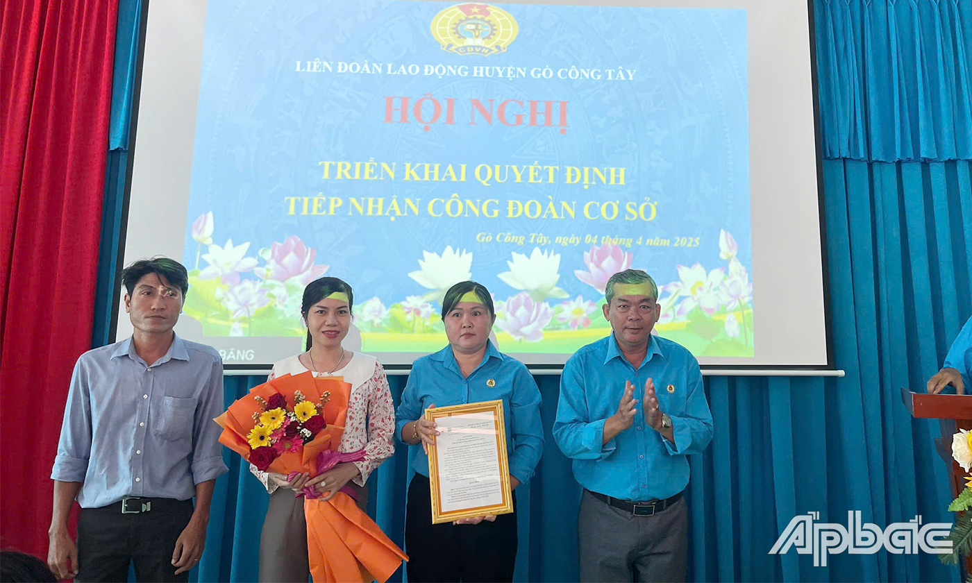 បានផ្តល់រង្វាន់ 02 ការសម្រេចចិត្តនៃការទទួលយកដោយផ្ទាល់ទៅសហព័ន្ធការងារស្រុកសម្រាប់ការគ្រប់គ្រង