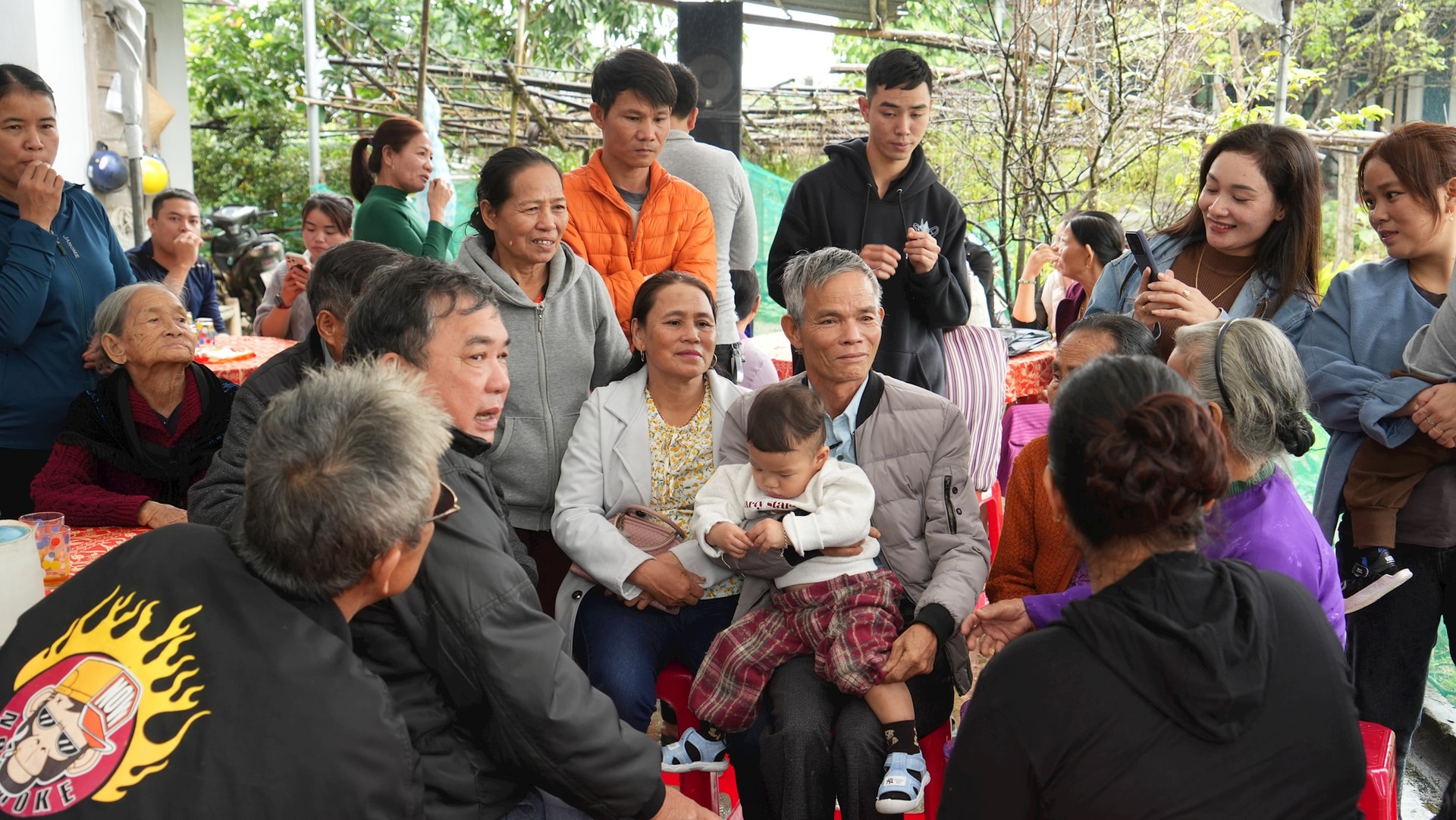 dmn04832.jpg