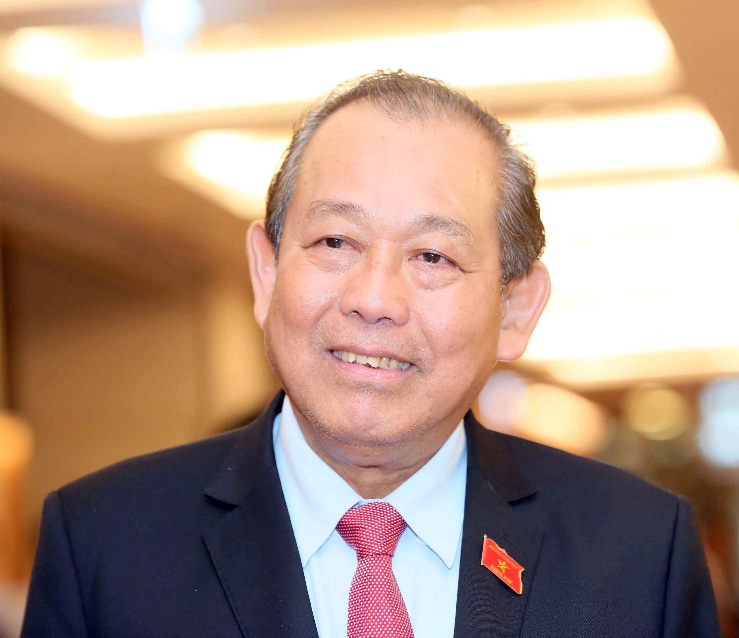 El Politburó propuso que el Comité Central del Partido disciplinara al Sr. Truong Hoa Binh.