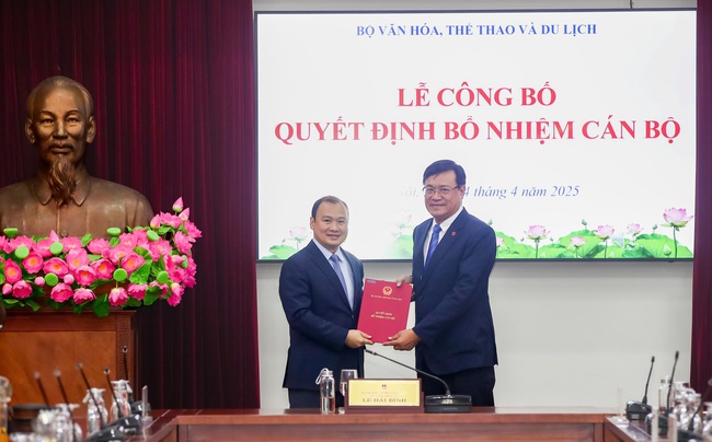 Bộ VHTTDL công bố và trao các quyết định về công tác cán bộ - Ảnh 4.