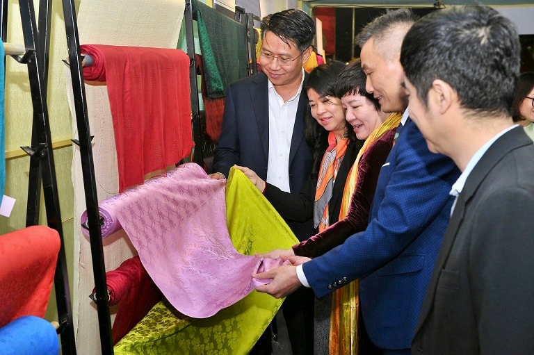 4-4-hadong-xuan.jpg