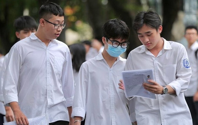Một số trường đại học đã công bố điểm sàn theo phương thức xét điểm thi đánh giá năng lực, tư 2025. (Ảnh minh hoạ)