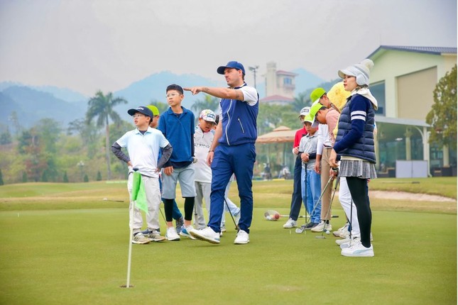 Giám đốc Đào tạo HV Golf Jack Nicklaus: Tôi mong được thấy nhiều golfer trẻ Việt Nam trên đấu trường quốc tế!' ảnh 2
