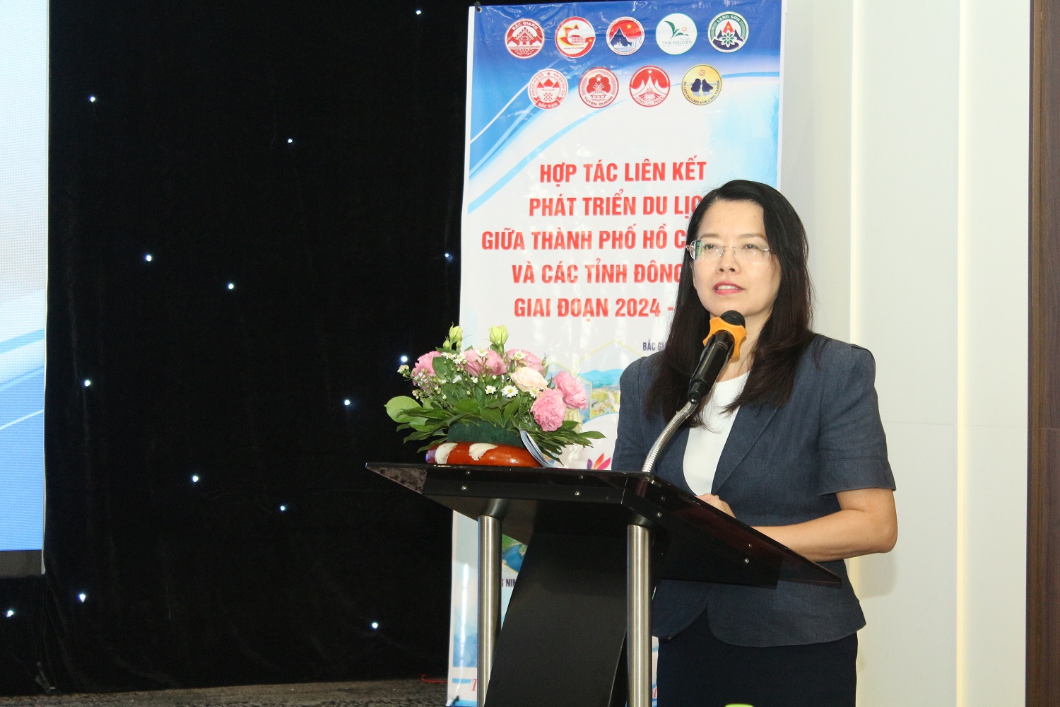 Hợp tác du lịch TP. Hồ Chí Minh và 8 tỉnh Đông Bắc góp phần quan trọng phát triển kinh tế - xã hội địa phương - Ảnh 6.