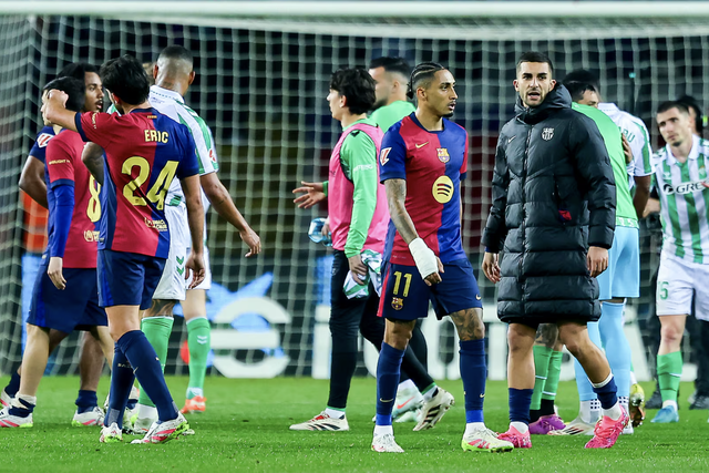 El Real Madrid se desplomó en el Bernabéu, el Barcelona se dividió ante el equipo de Antony - Foto 8.