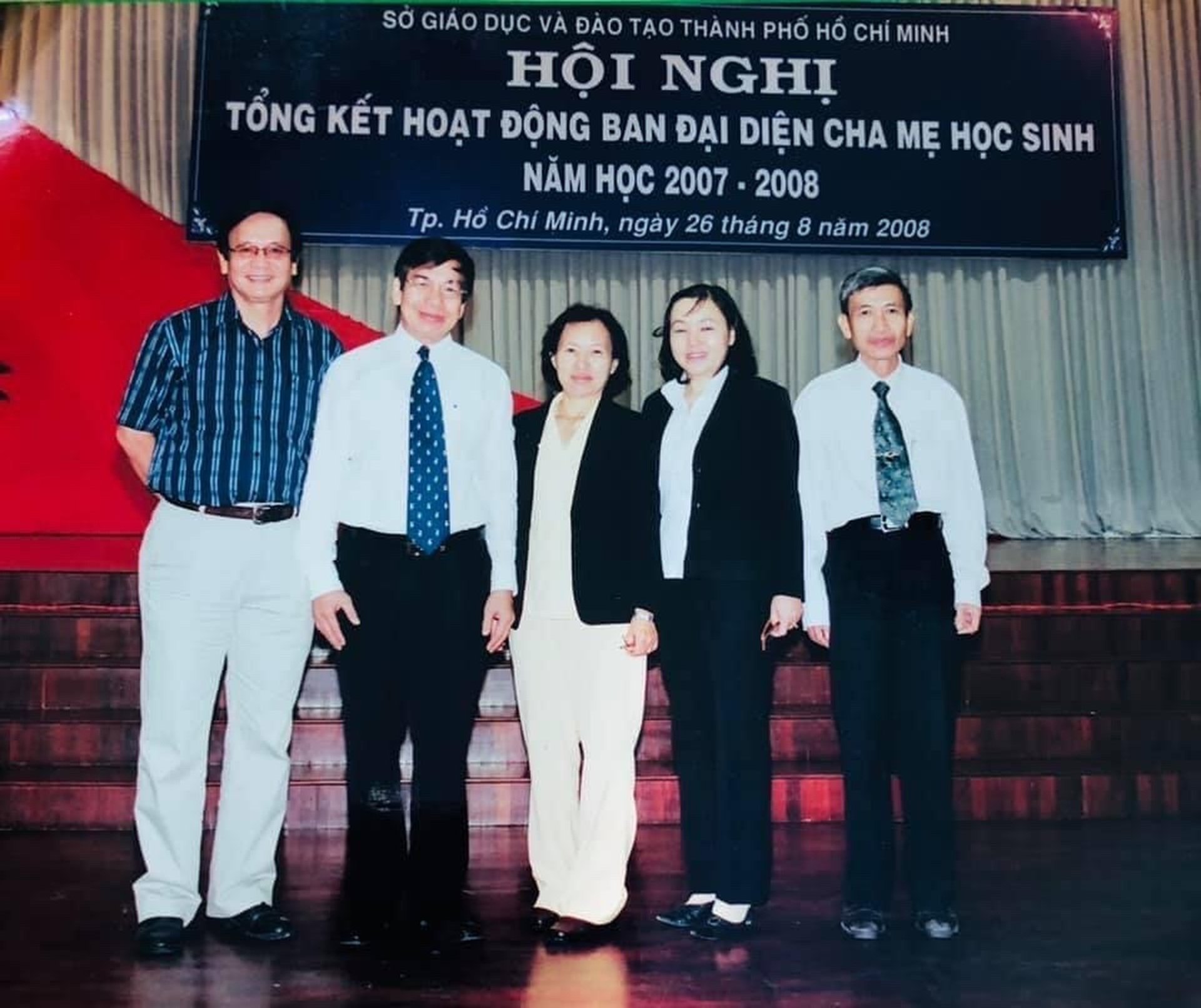 Giáo dục sau ngày thống nhất: Từ lớp học đêm đến huân chương lòng dân - 9