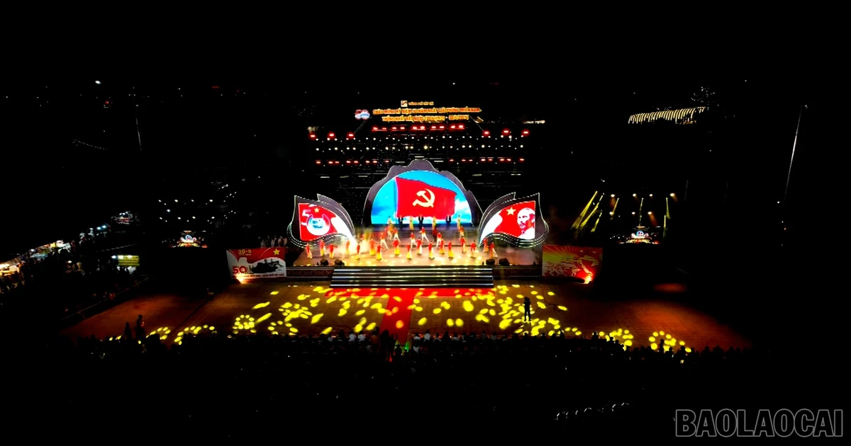 Chương trình nghệ thuật “Mừng ngày hội non sông” - Khúc tráng ca mừng 50 năm ngày Giải phóng miền Nam
