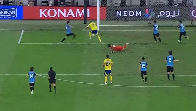 Ronaldo bỏ lỡ không tưởng, Al Nassr bị CLB Nhật Bản loại tức tưởi khỏi Cúp C1 châu Á ảnh 2