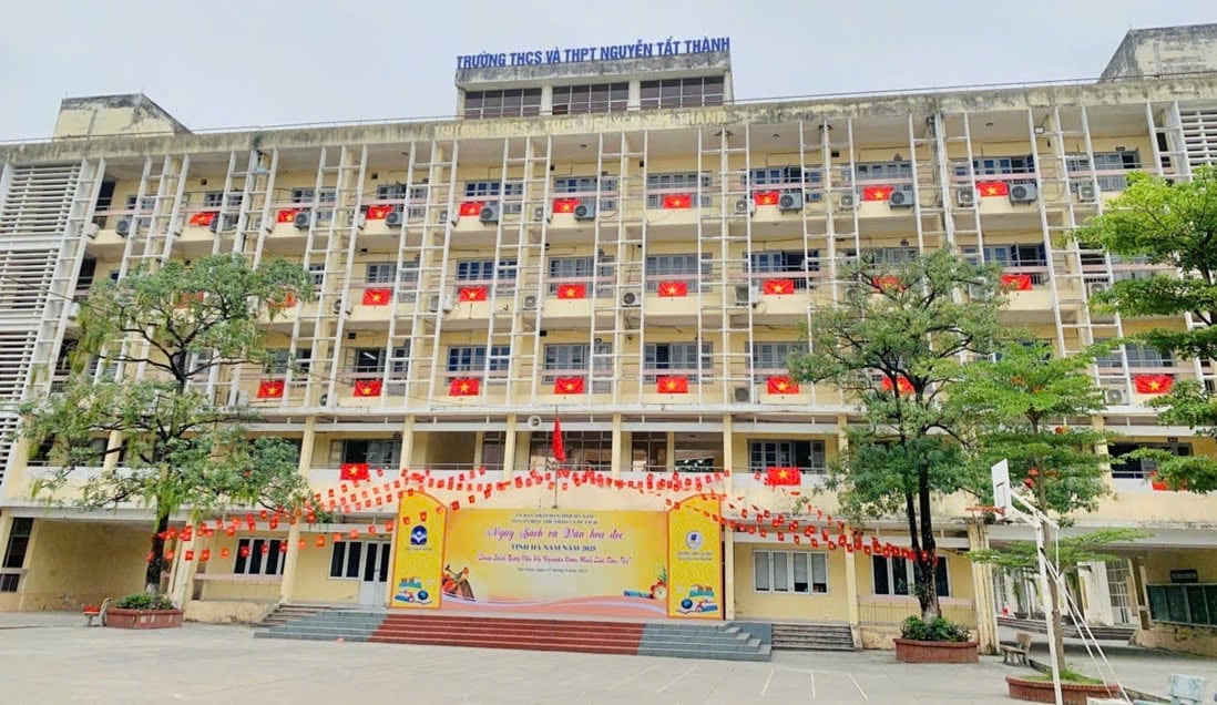 លក្ខណៈពិសេសថ្មីក្នុងការចូលរៀនថ្នាក់ទី 6 និងថ្នាក់ទី 10 សម្រាប់ឆ្នាំសិក្សា 2025-2026 នៅអនុវិទ្យាល័យ និងវិទ្យាល័យ Nguyen Tat Thanh ខេត្ត Ha Nam