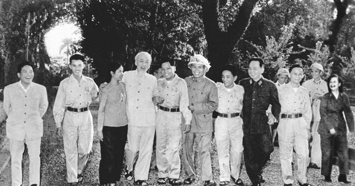 Chủ tịch Hồ Chí Minh với công cuộc giải phóng miền Nam,...