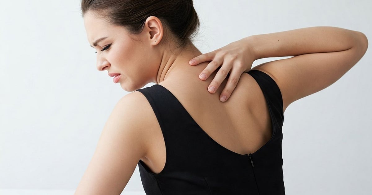 4 nguyên nhân phổ biến gây đau lưng trên
