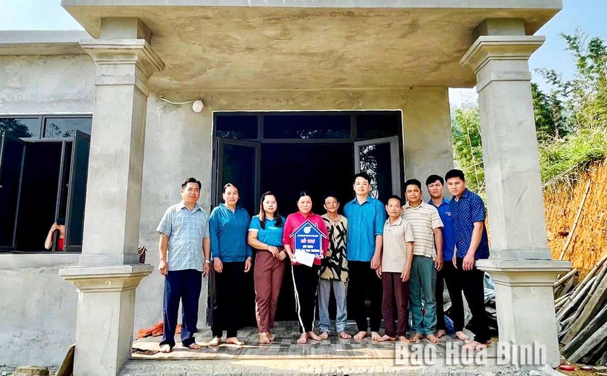 Thắp sáng tinh thần “ba đảm đang" trong kỷ nguyên mới