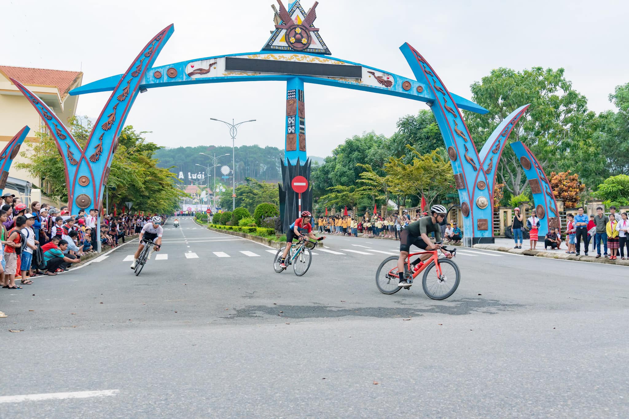 Khi người dân A Lưới lựa chọn cách đặt tên xã cho mình