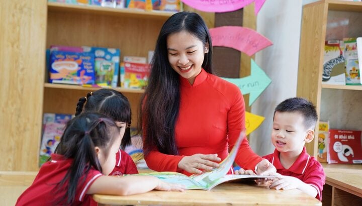 Giáo viên trường công lập có phải là viên chức không? (Ảnh minh hoạ)