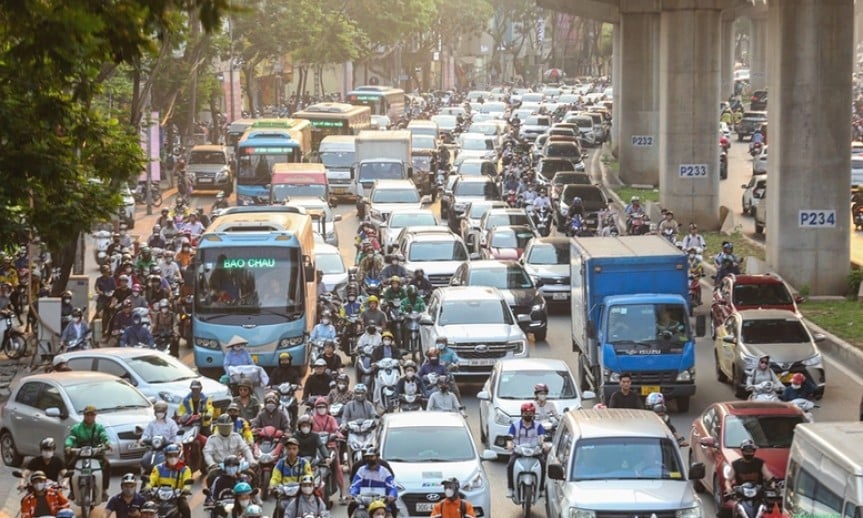 Ngày đầu nghỉ lễ, tai nạn giao thông giảm mạnh so với cùng kỳ - Báo và Đài Phát thanh Truyền hình Lạng Sơn