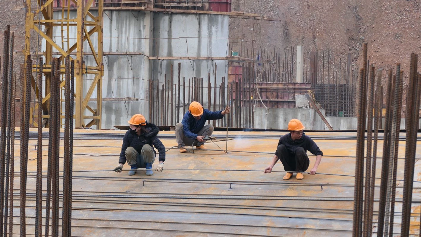 [Photo] Ha Giang : De nombreux projets clés en construction pendant la période des vacances photo 10
