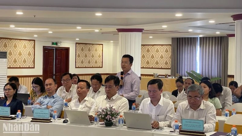 La transformation numérique de Binh Thuan crée une dynamique pour développer les piliers économiques. Photo 3