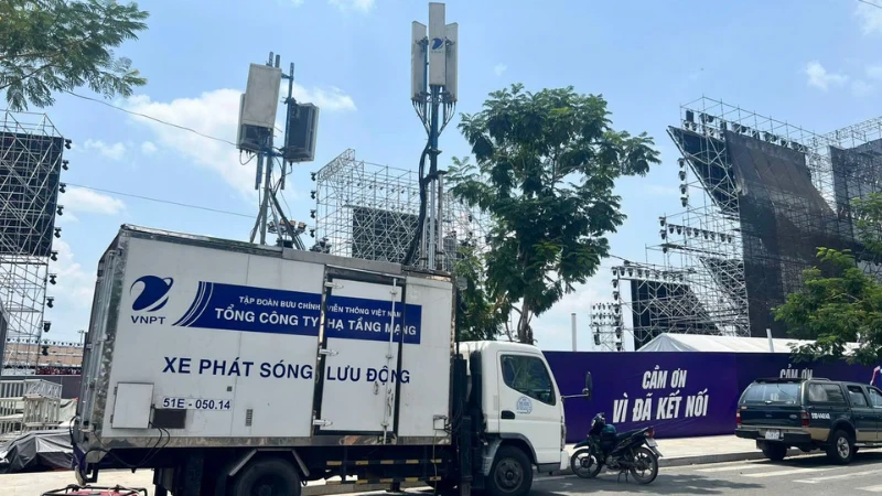 [Video] Bảo đảm thông tin liên lạc thông suốt, không bị nghẽn mạng dịp nghỉ Lễ ngày 30/4 - 1/5