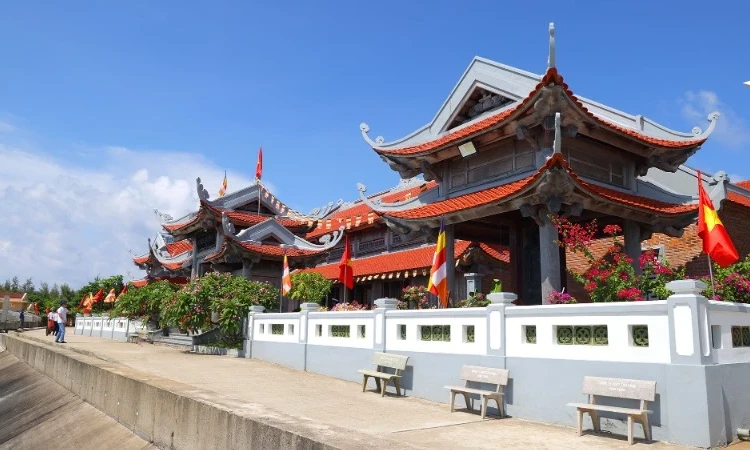 Besonderer Garten an der Tay A-Steinpagode - Lang Son Zeitung und Radio- und Fernsehsender