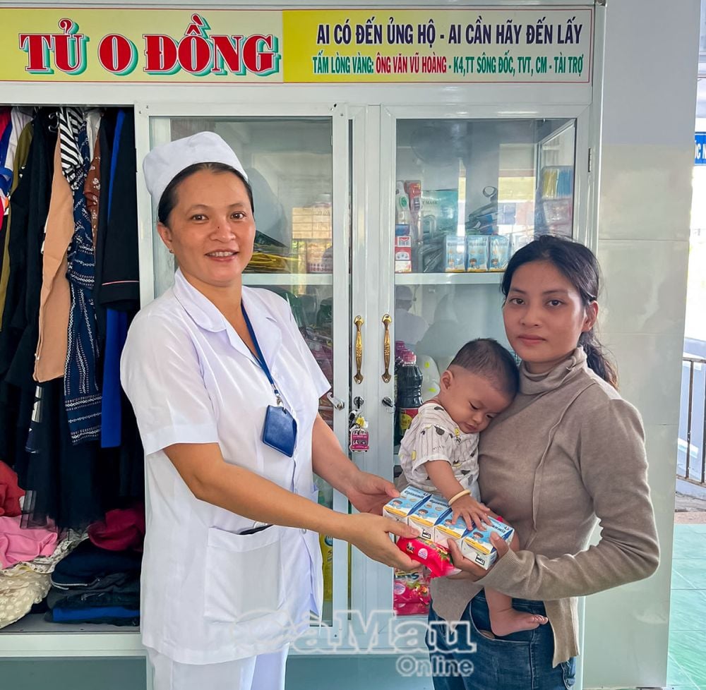 Tủ 0 đồng giúp bà con giảm bớt chi phí trong quá trình điều trị bệnh.