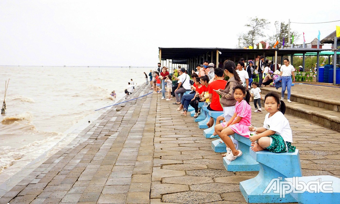 ក