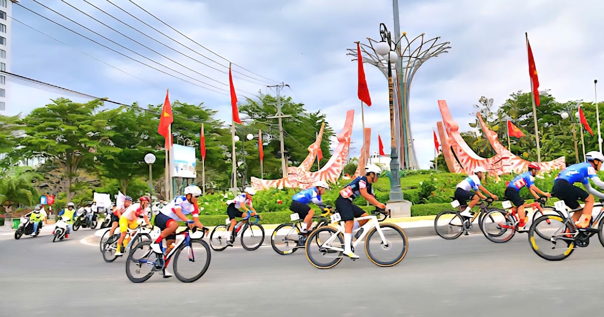 Hơn 100 VĐV tranh tài giải đua xe đạp phong trào Ninh Thuận mở rộng 2025