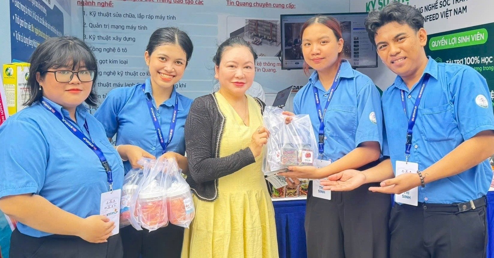 ម្ហូបចម្លែកធ្វើពីសាច់ក្រពើ ទទួលបានរង្វាន់ទីមួយសម្រាប់គំនិតចាប់ផ្តើមអាជីវកម្មរបស់និស្សិត