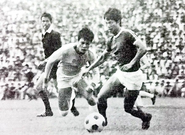 Untold story about the football match to unity North and South after the country was reconstruction 8