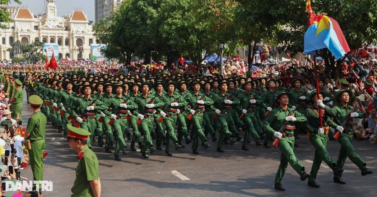 Cómo ver todo el desfile del 30 de abril en tu teléfono y computadora