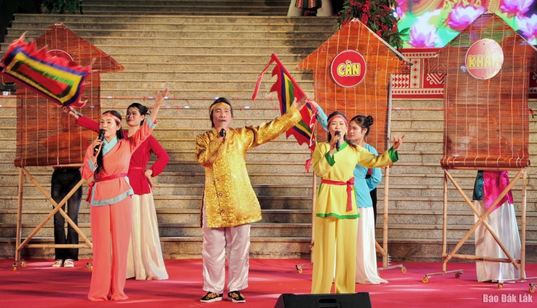 Tổ chức chuỗi hoạt động văn hóa - nghệ thuật, ẩm thực, giới thiệu sản phẩm OCOP dịp lễ 30/4, và 1/5