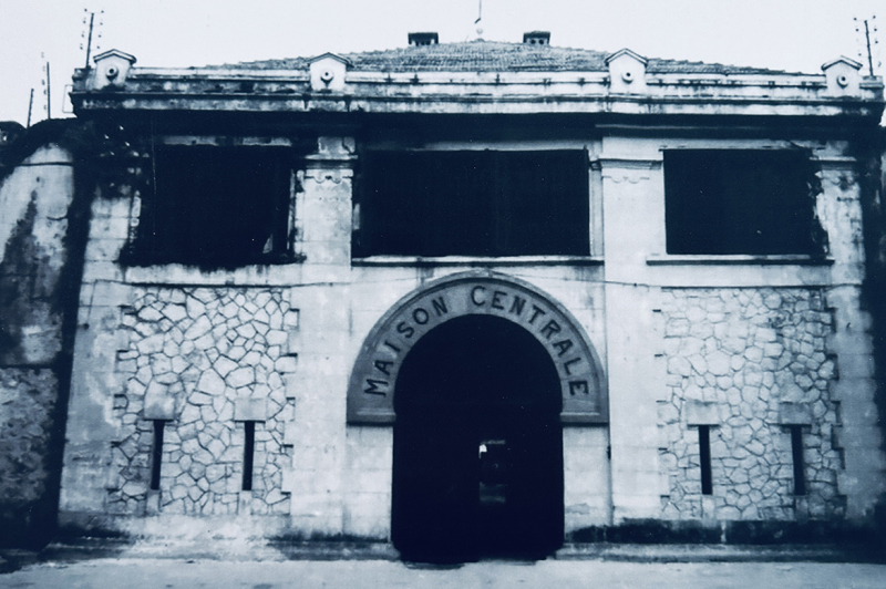 vuot nguc hoa lo 1.jpg -0