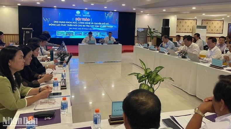 La transformation numérique de Binh Thuan crée une dynamique pour développer les piliers économiques. Photo 2