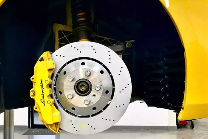 “Nuoi bo gia” Lamborghini Gallardo gan 23 nam ton kem ra sao?-Hinh-5