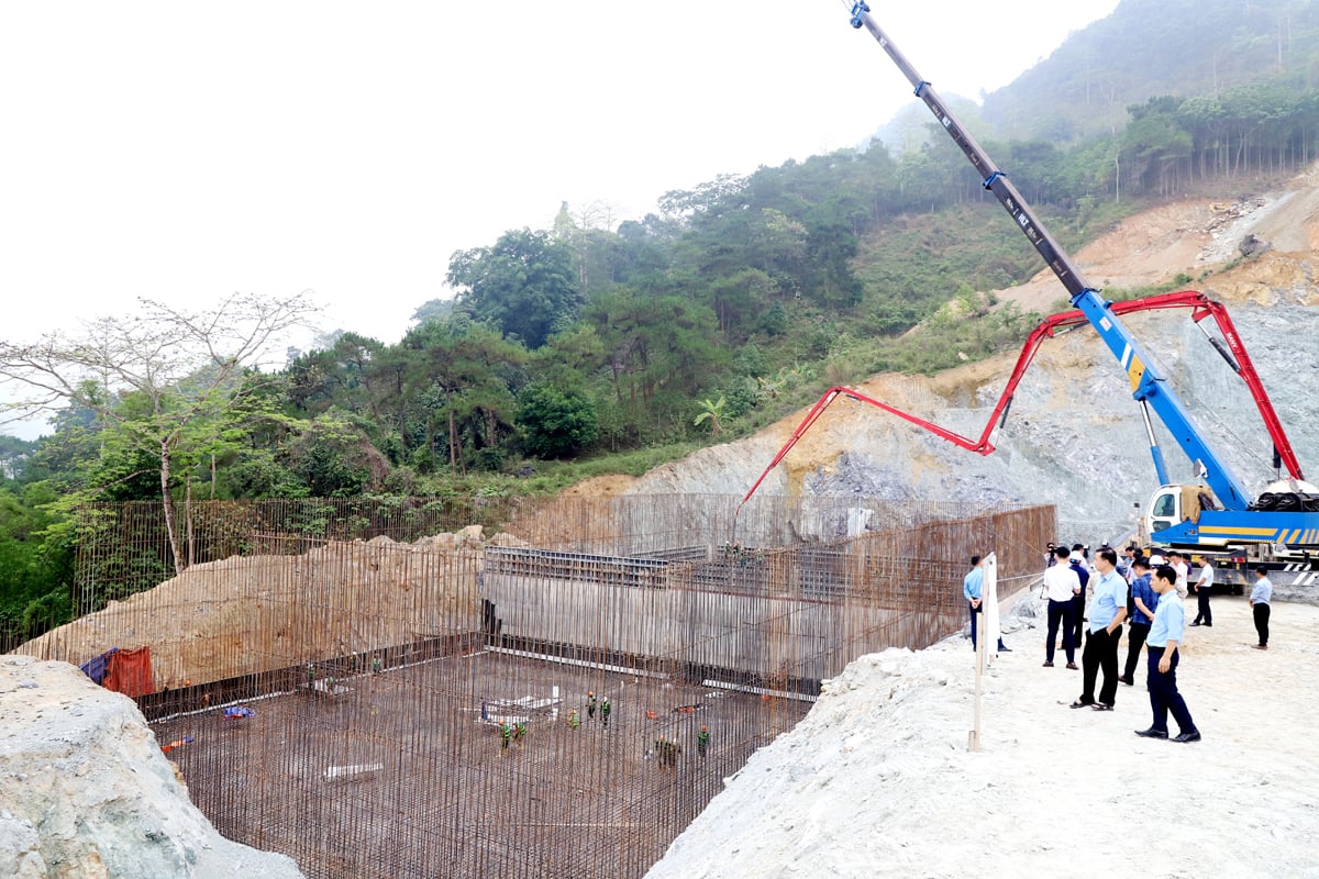 Các hạng mục Dự án Hệ thống cấp nước suối Sửu đang được đẩy nhanh tiến độ.