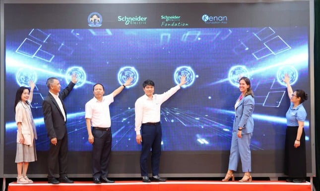 Trên 10.000 sinh viên được tập huấn về môi trường, năng lượng bền vững ảnh 1