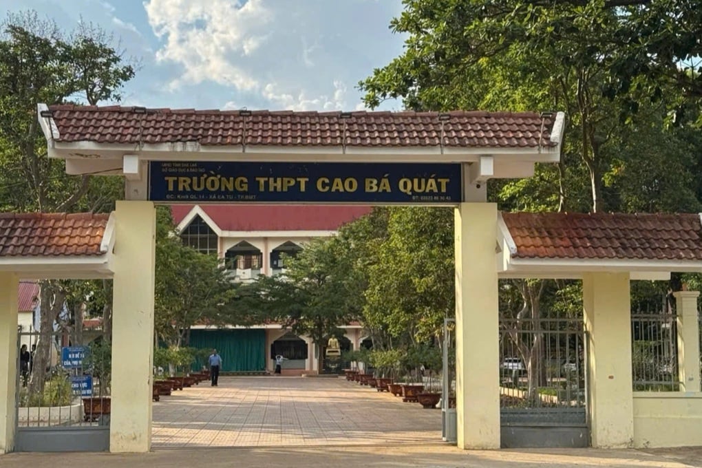 Sở Giáo dục vào cuộc vụ học sinh tự nguyện bảo lưu kết quả lớp 12 - 1