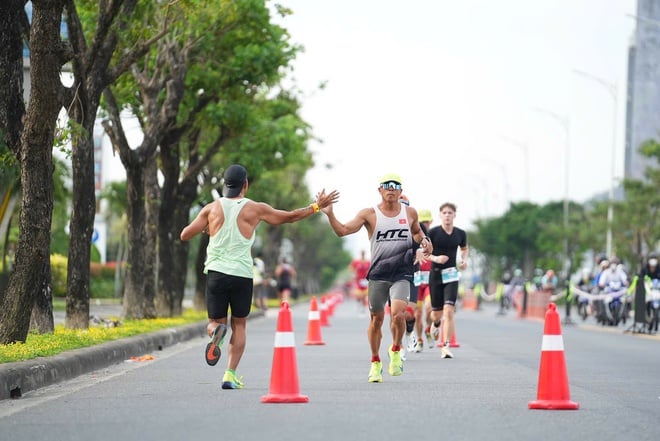 IRONKIDS Đà Nẵng 2025: Những 'người thép nhí' tỏa sáng trên đường đua mùa hè- Ảnh 7.