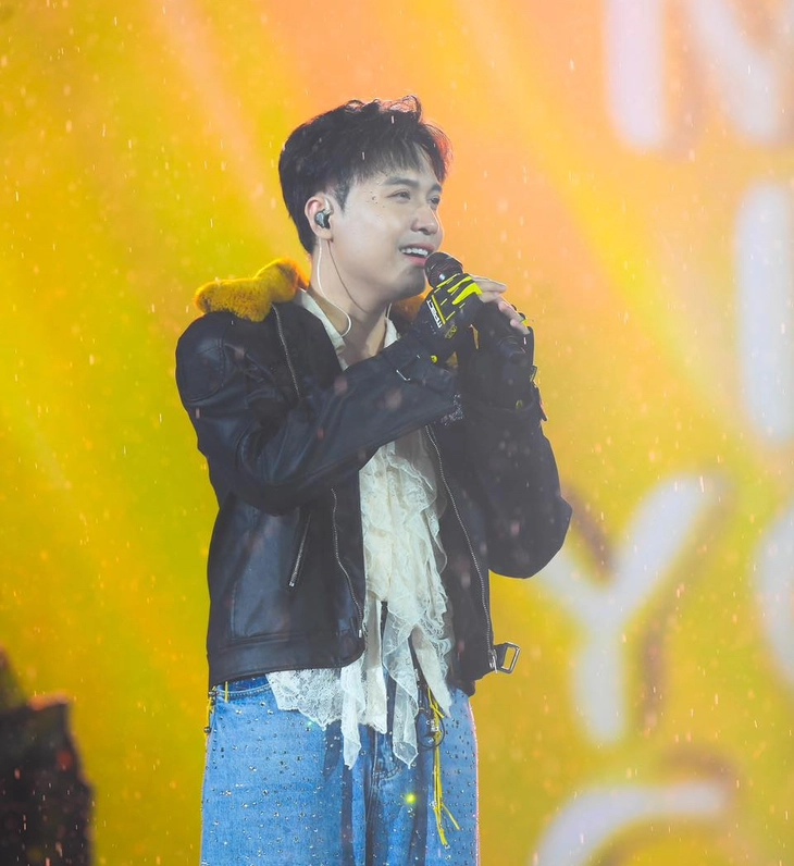 Anh trai say hi - Ảnh 5.