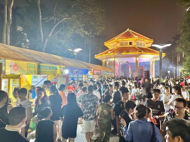 Foodtour Hải Phòng từ trào lưu giới trẻ đến sản phẩm du lịch đặc sắc ảnh 4