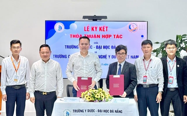 Hai trường y dược lớn ký kết hợp tác đào tạo và phát triển nguồn nhân lực y tế- Ảnh 1.