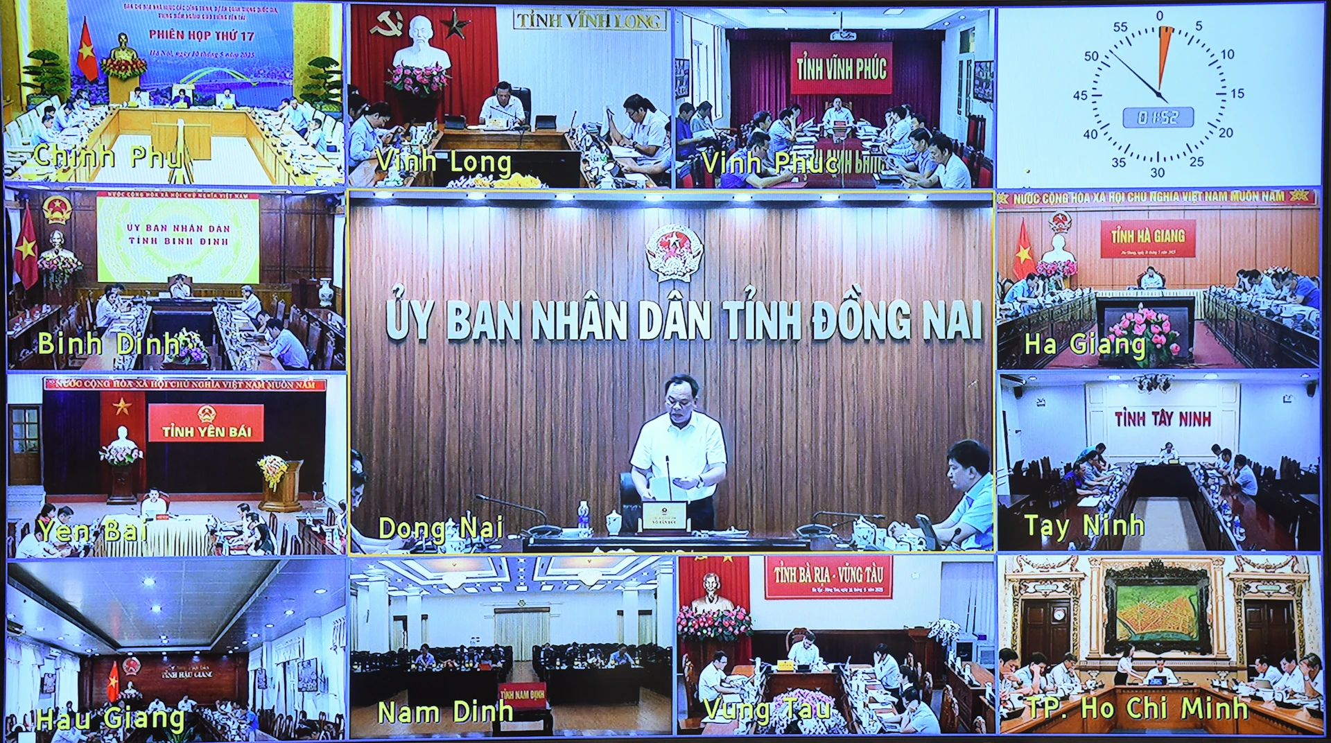 [Ảnh] Thủ tướng Phạm Minh Chính chủ trì phiên họp Ban Chỉ đạo các công trình, dự án trọng điểm ngành giao thông vận tải ảnh 7